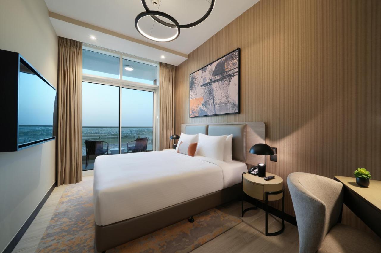 Damac Hills 2 Hotel, An Edge By Rotana Hotel Dubai Exterior foto
